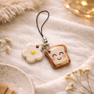 Bread and flower charm single Styling